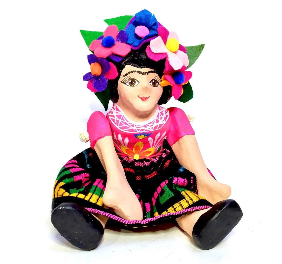Lupitas, muñecas de cartón. Ingenio 100% mexicano