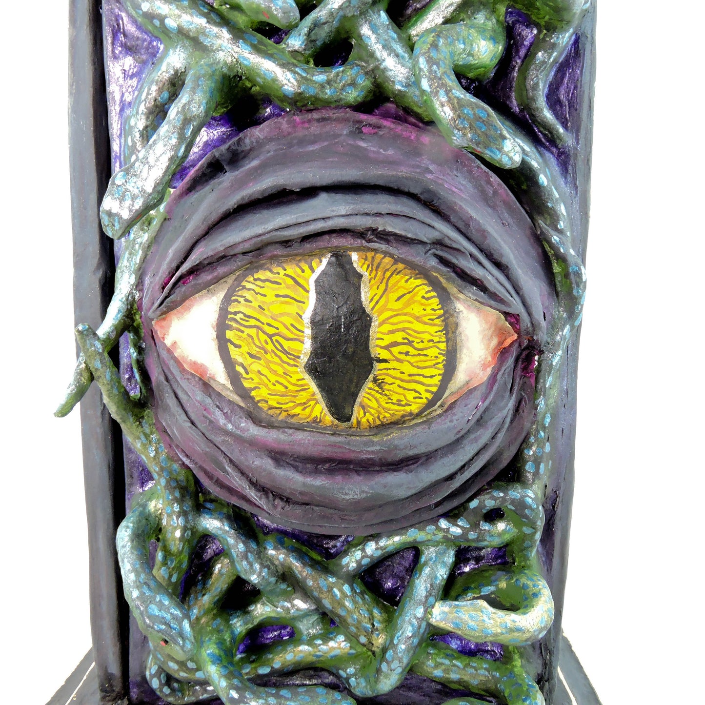 Relicario de la Hermandad del Dolor Silencioso