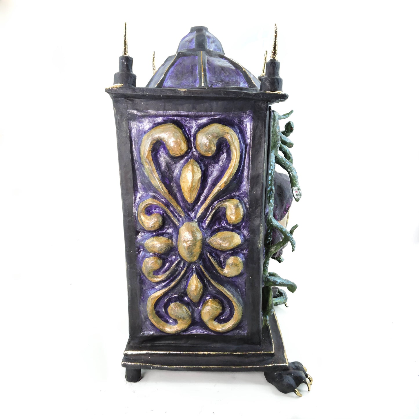 Relicario de la Hermandad del Dolor Silencioso