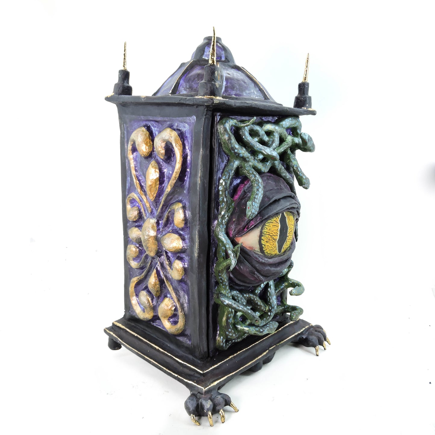 Relicario de la Hermandad del Dolor Silencioso