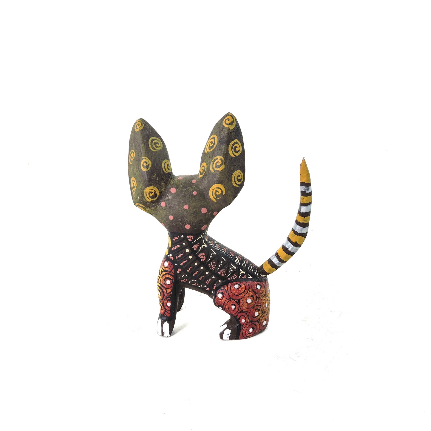 Alebrije Chihuahua Grecas Zapotecas Ocre