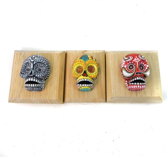 Set de tres calaveras de pared Rojo