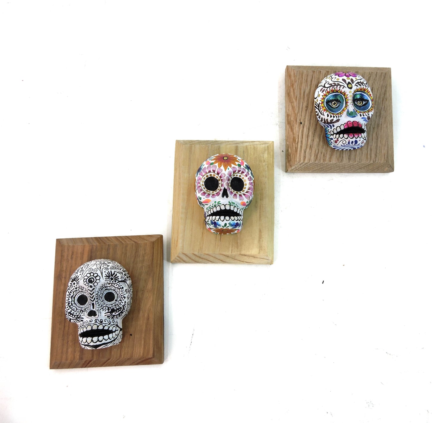 Set de tres calaveras de pared Flores