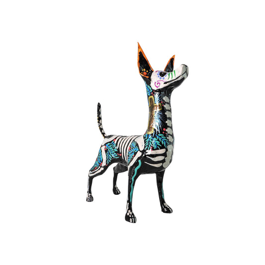 Xolo parado Cruz Amarillo