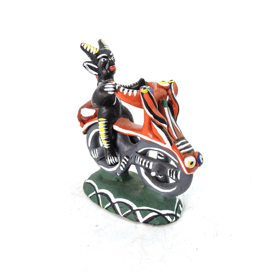 Diablo en moto negra