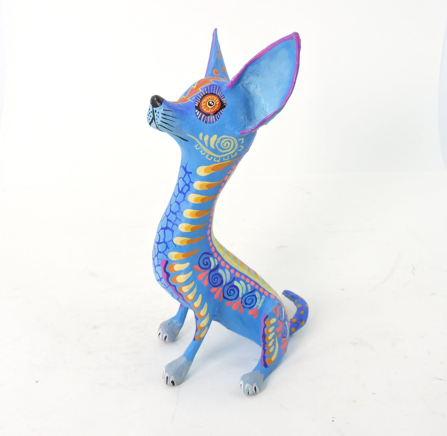 Chihuahua Azul Sentado Alebrije